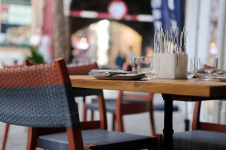 Voraussichtlich werden aufgrund von Omikron strengere Regeln in Berliner Restaurants gelten