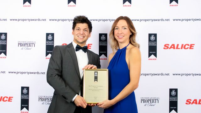 Berkshire Hathaway HomeServices Rubina Real Estate mit International Property Award ausgezeichnet