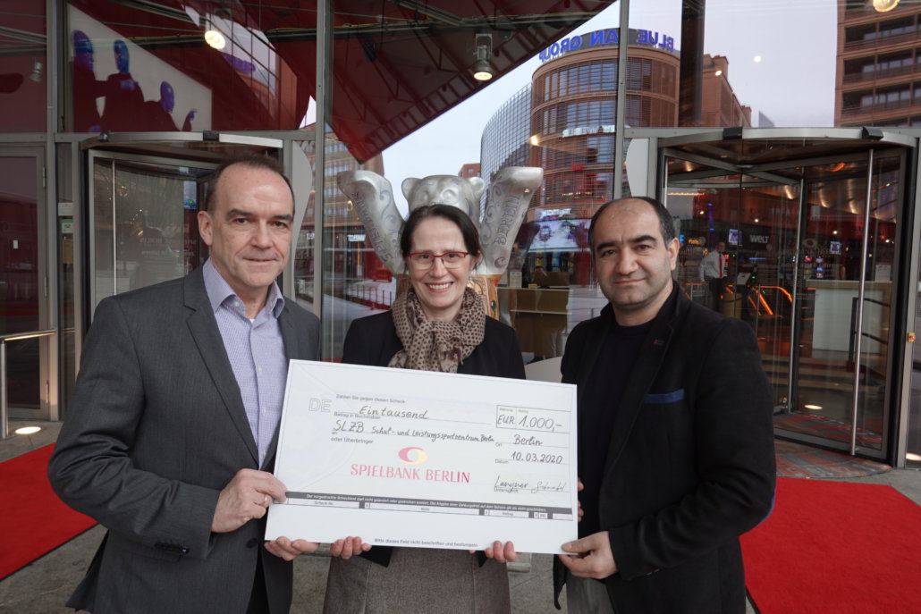 Förderung des Hauptstadtsports: Spielbank Berlin und Özcan Mutlu unterstützen Spitzensportlerschmiede SLZB