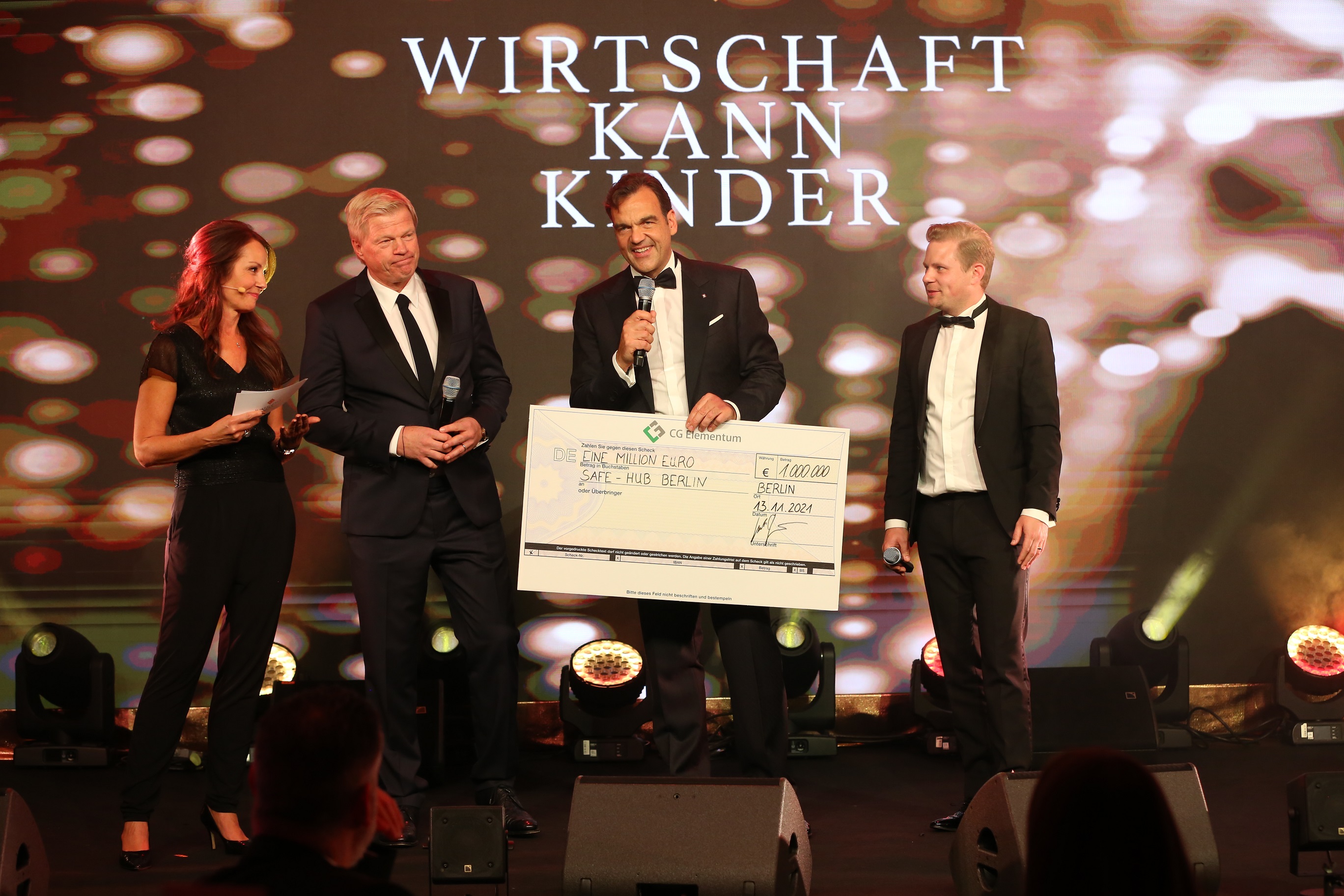 Erste Charity Gala vom Verein „Wirtschaft kann Kinder“ erlöst eine Million Euro für benachteiligte Kinder und Jugendliche